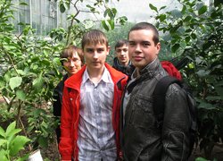 Квітучі університетські оранжереї